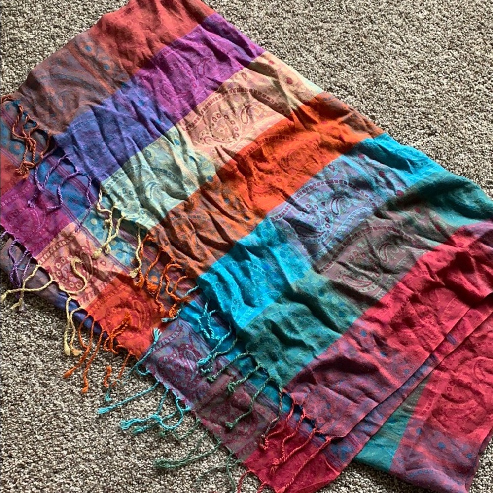 Multi color patterned pashmina scarf